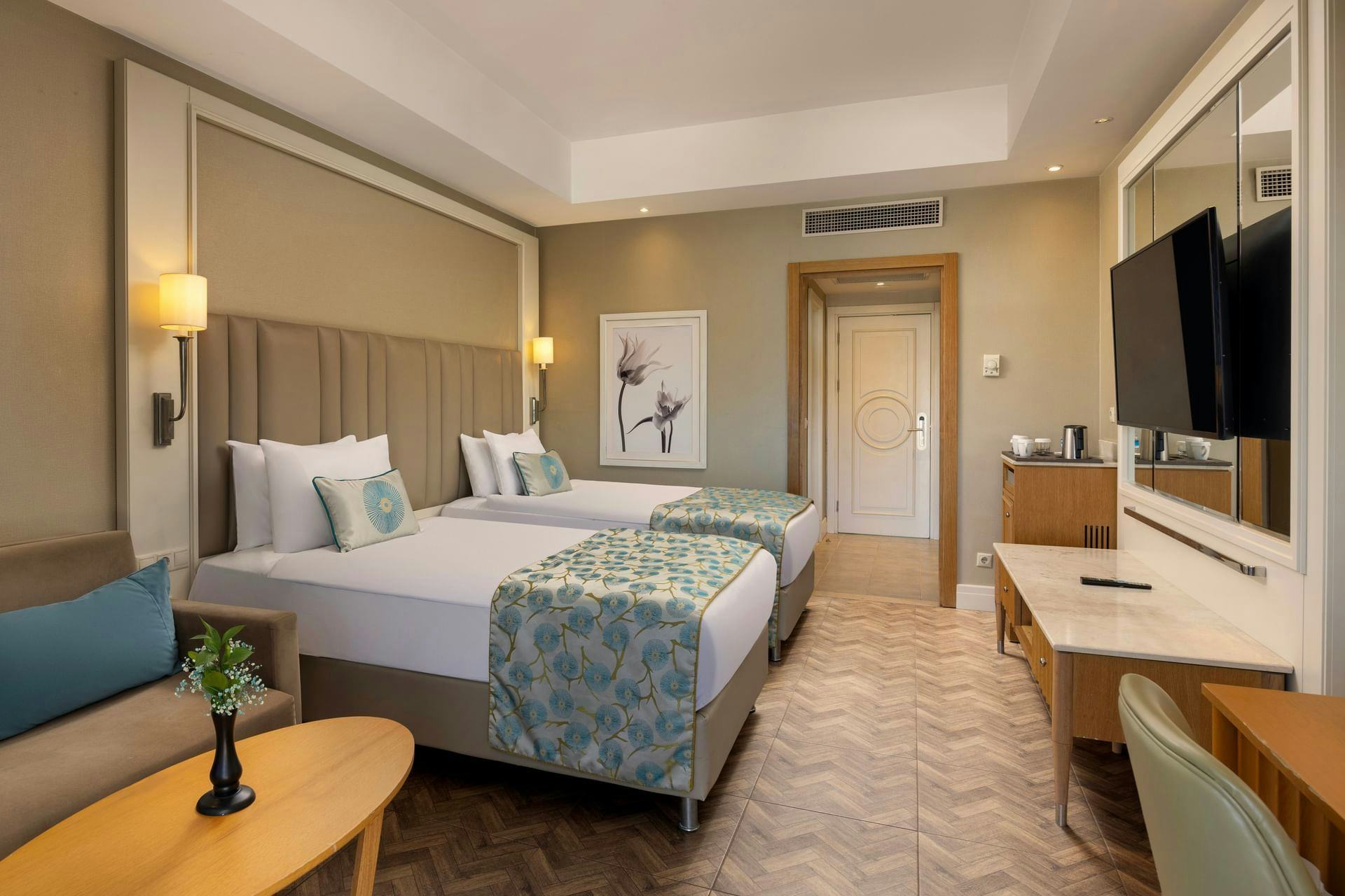 titanic-deluxe-lara-antalya-standard-land-view-room_11213