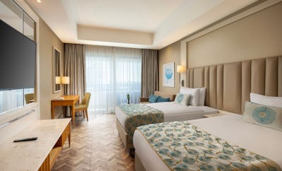 Standard Side Sea View Room