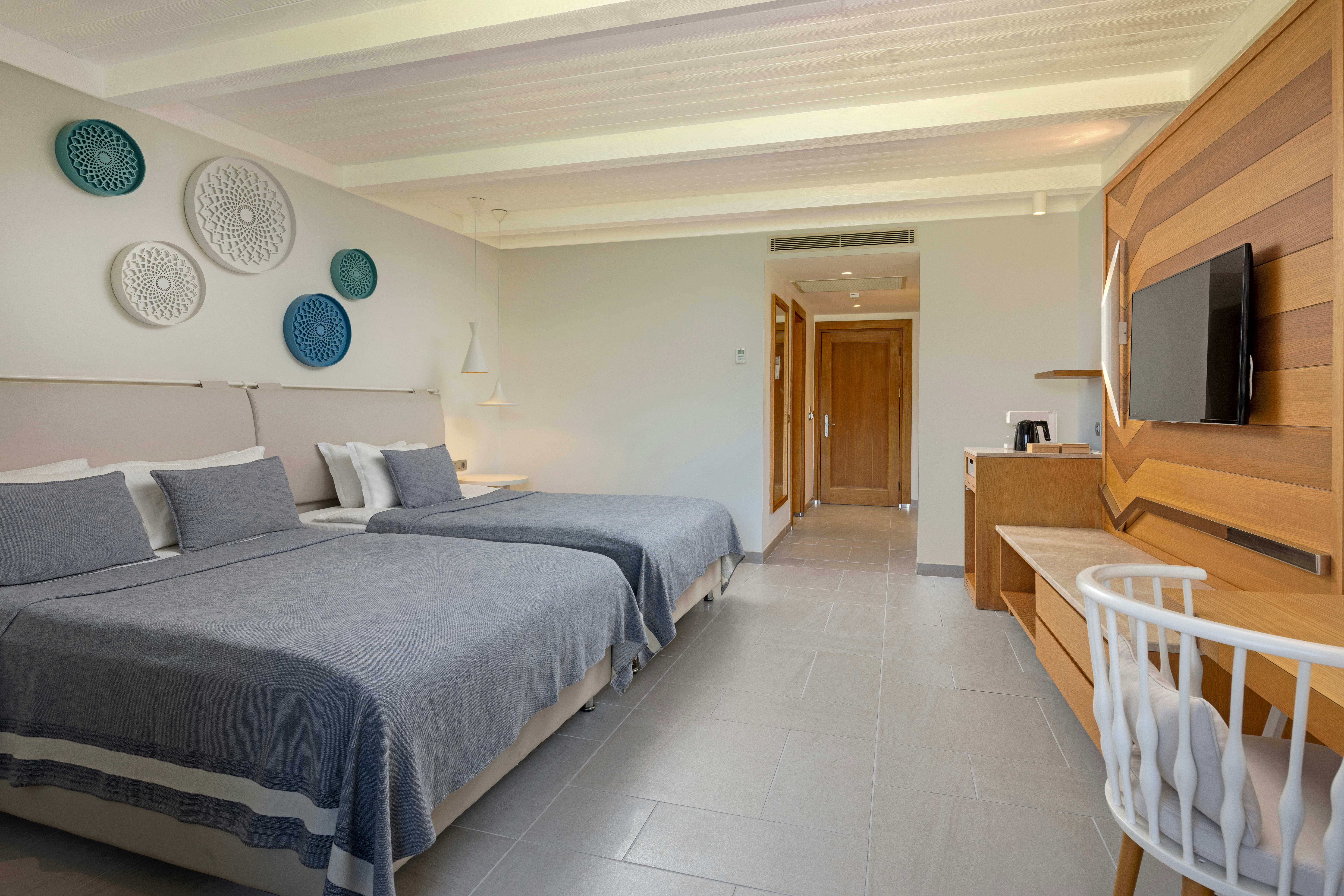 Swim-up Standard Room