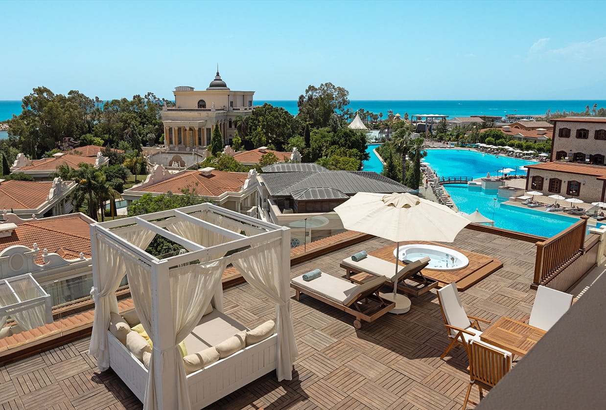 titanic-mardan-palace-antalya-royal-duplex-suite-01_11269