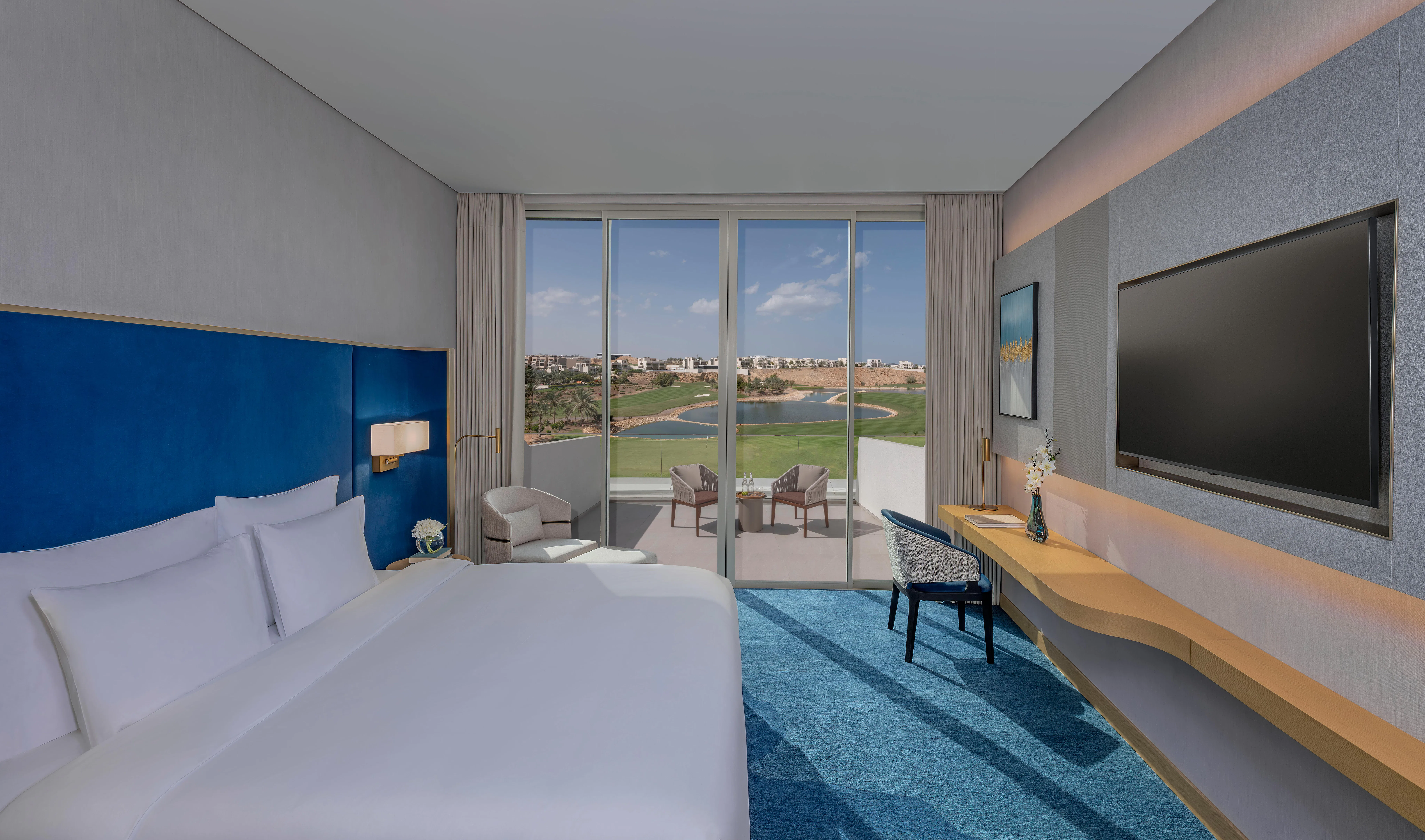 tivoli-la-vie-muscat-hotel-and-residences-deluxe-golf-view-room-with-terrace-01_13691