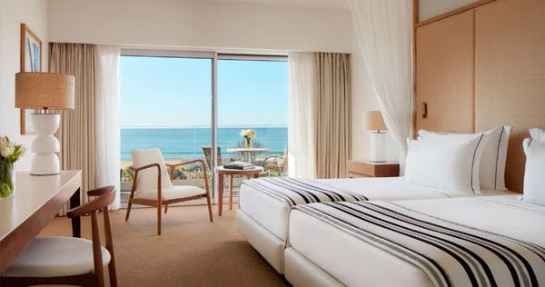 DELUXE ROOM WITH SEA VIEW