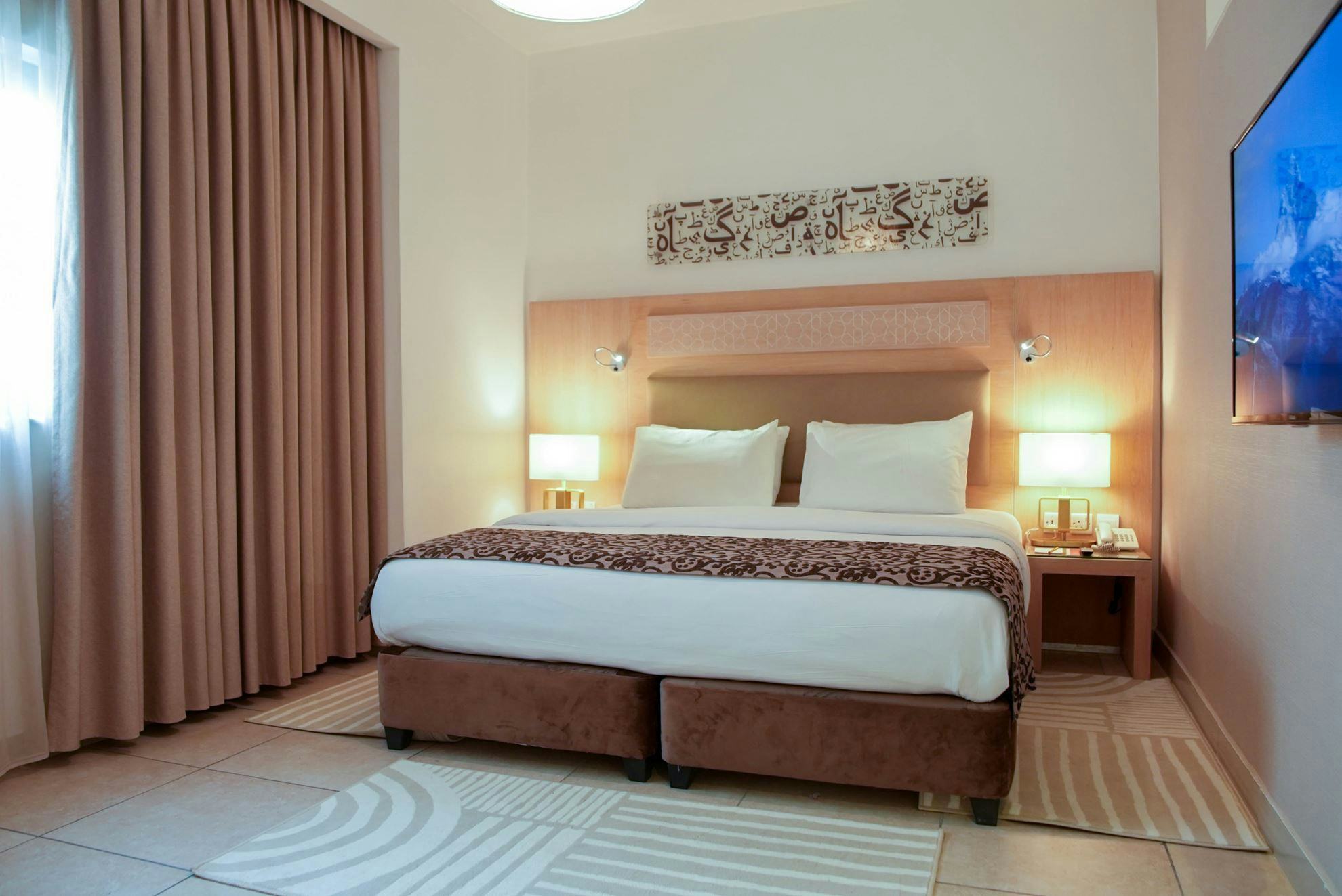 toledo-hotel-amman-jordan-executive-suite-01_12367