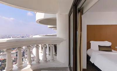 Tower Club Suite City View with Lounge