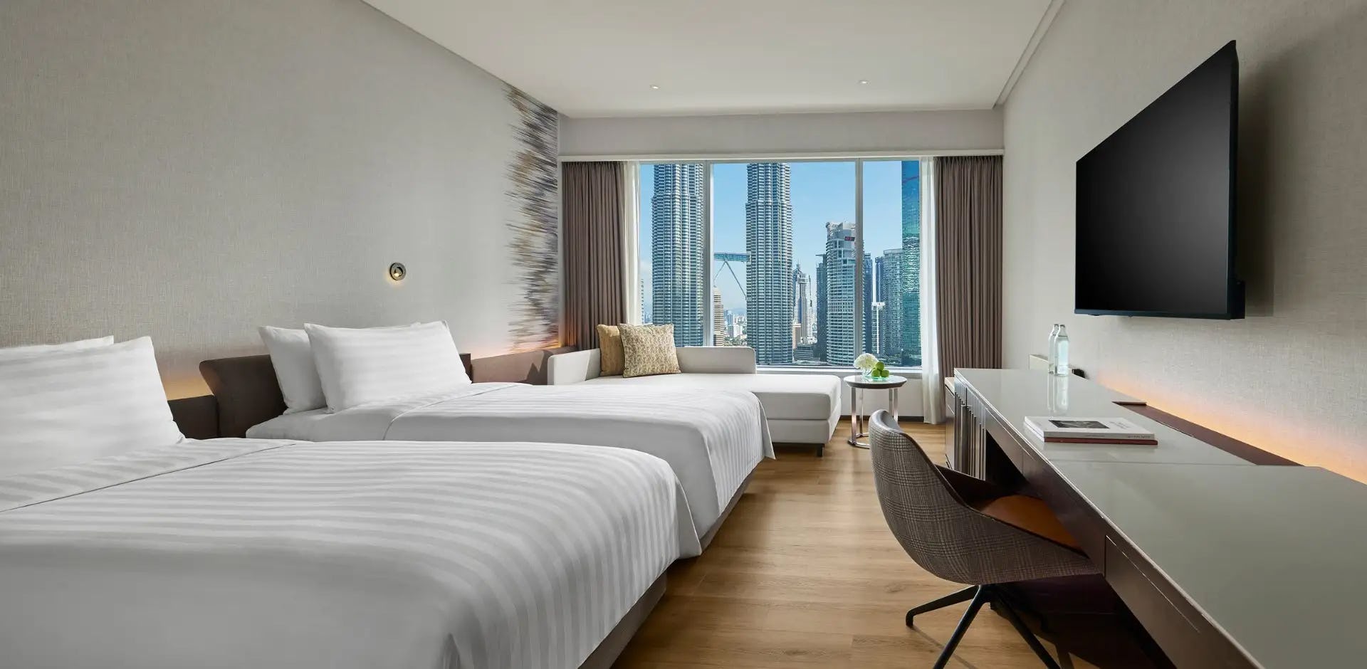Two Deluxe Twin Tower View Rooms Connecting