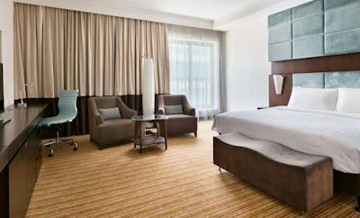 Traders Club Deluxe Room