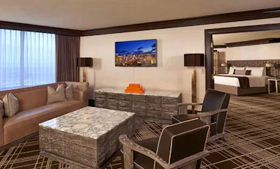 PREMIER SUITE