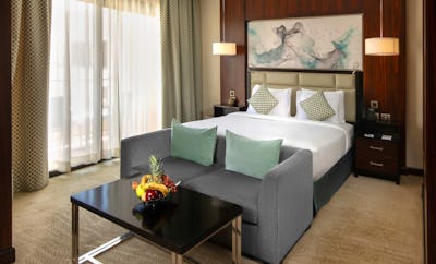 Grand Deluxe Pool View