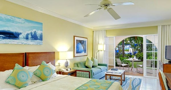 Pool/Garden View Junior Suite