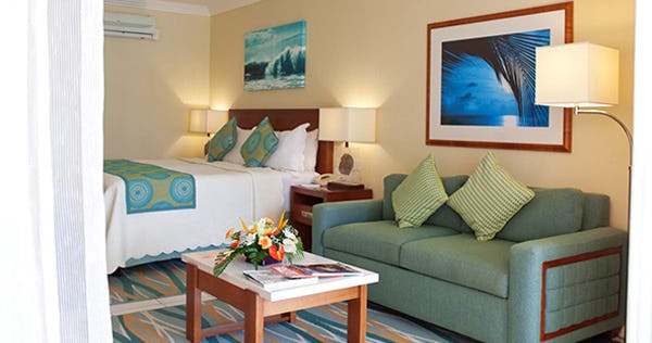 turtle-beach-by-elegant-hotels-ocean-view-one-bedroom-suite_2518