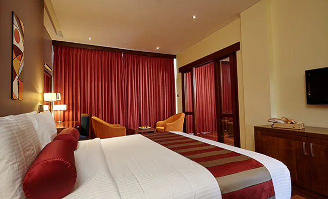 Classic Plus Family Suite