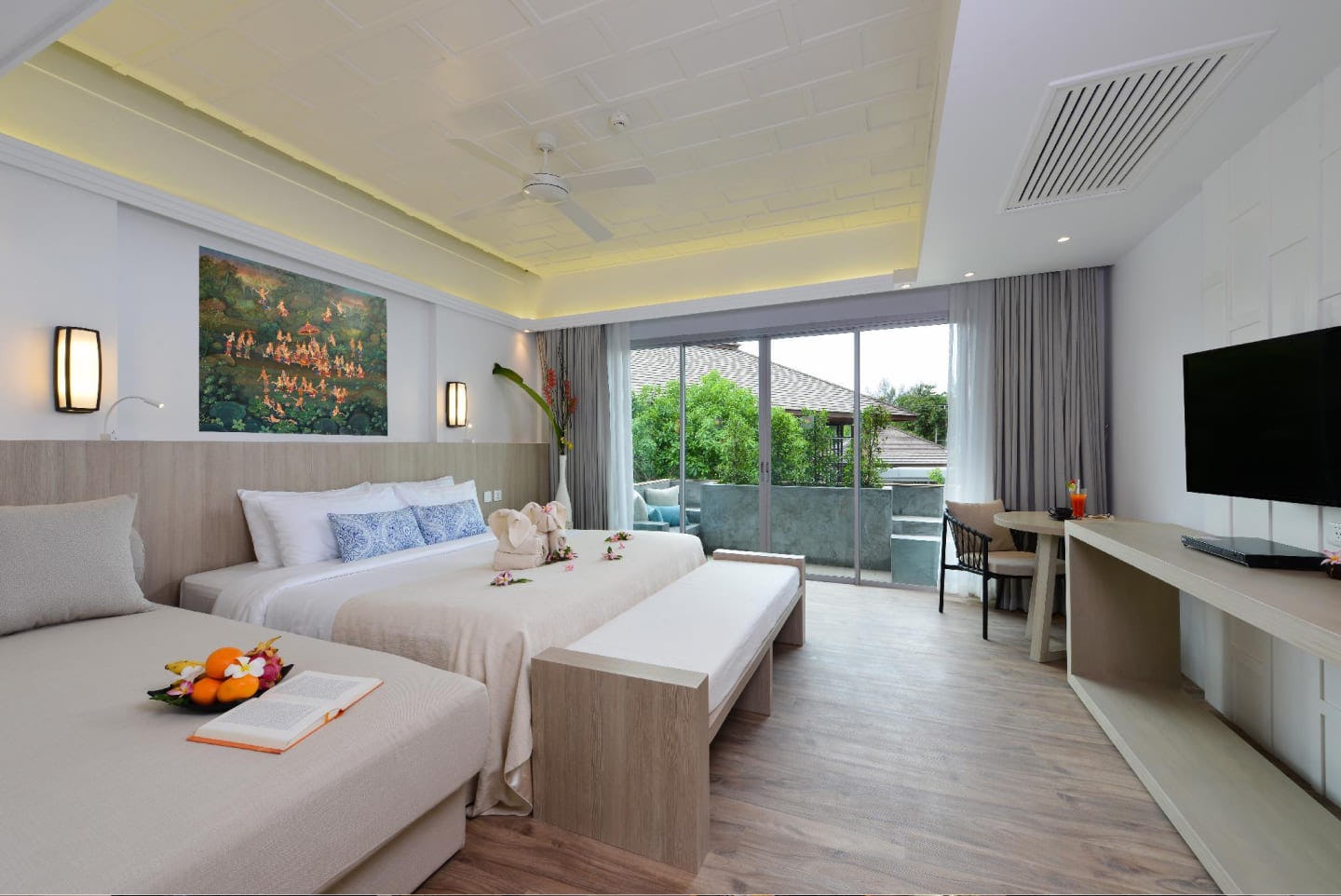 PRIVATE SUPERIOR ROOM