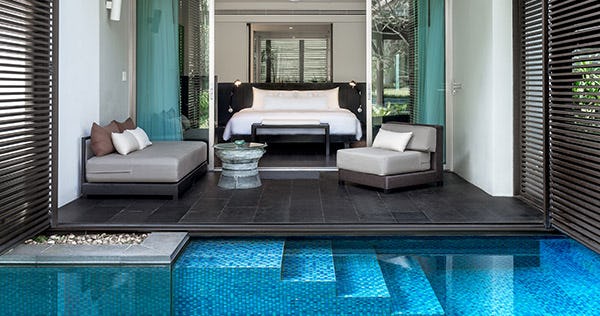 twinpalms-phuket-resort-grand-deluxe-lagoon-room-01_179