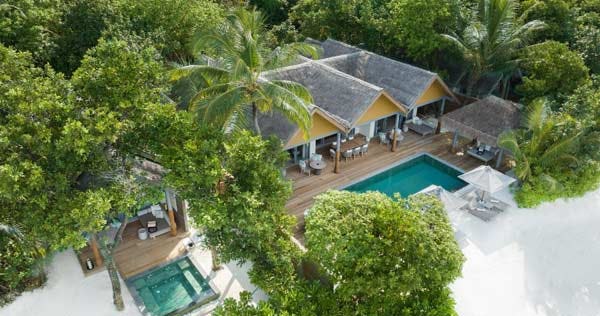 vakkaru-maldives-three-bedroom-beach-pool-residence-01_12738