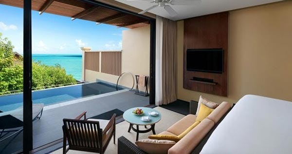 Ocean Pool One Bedroom Suite