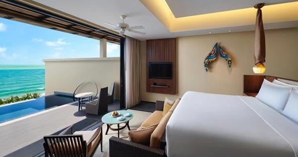 vana-belle-a-luxury-collection-resort-premium-ocean-pool-one-bedroom-suite-01_6767