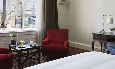 Piazza Facing Superior