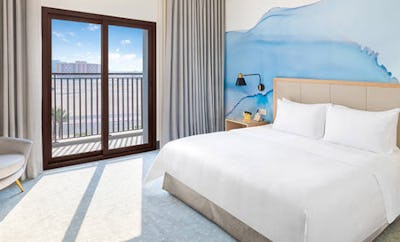 Deluxe Room City View King