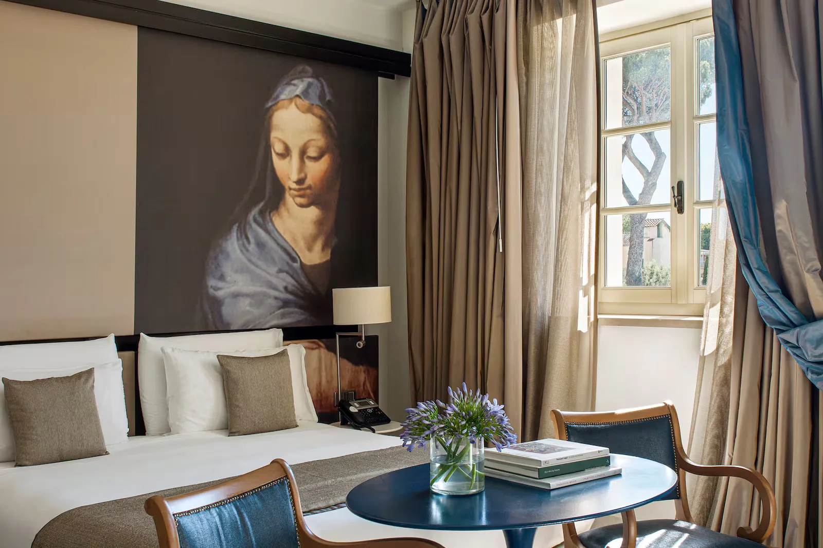 villa-agrippina-gran-melia-rome-italy-attic-junior-suite-01_13367