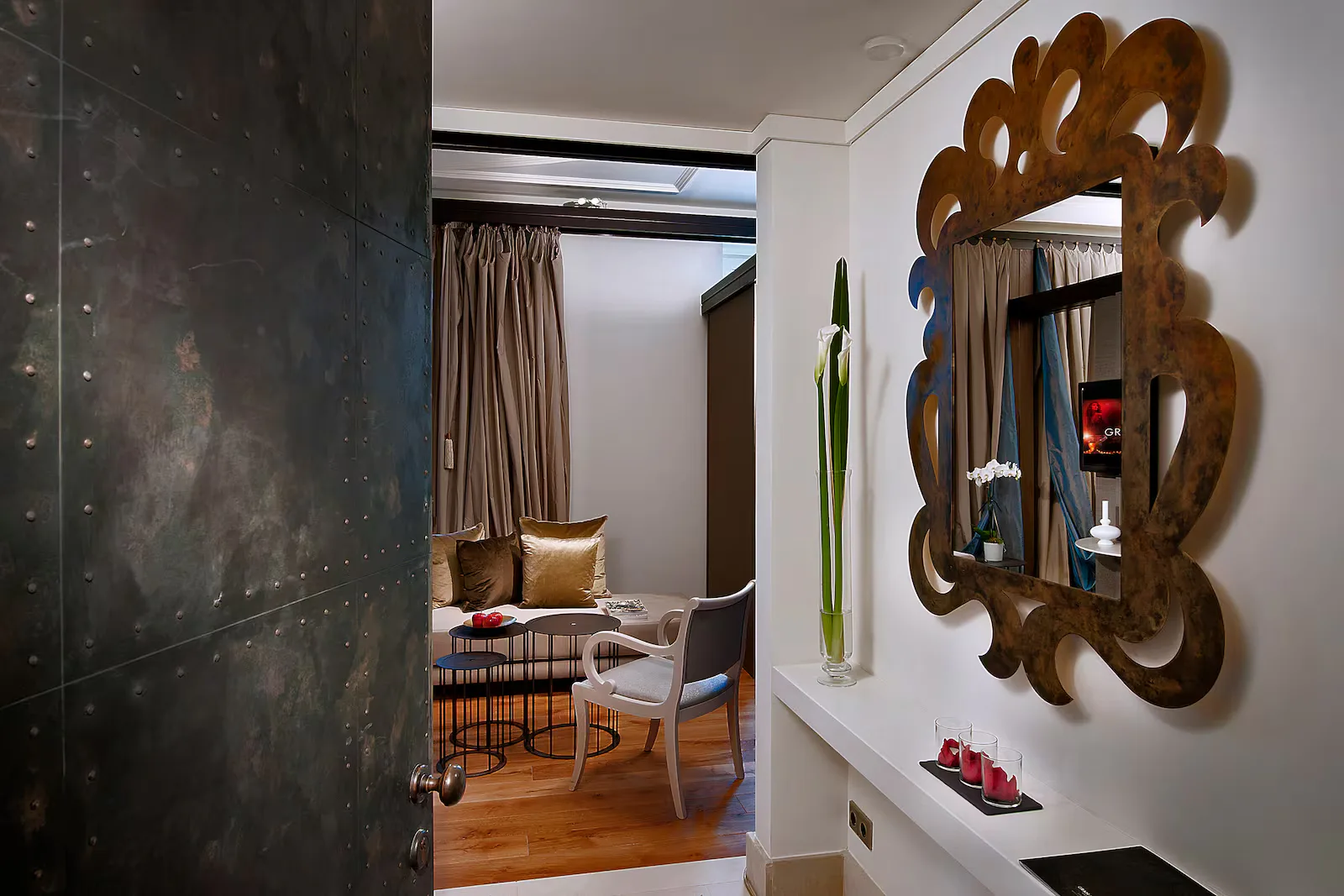 villa-agrippina-gran-melia-rome-italy-junior-suite-01_13367