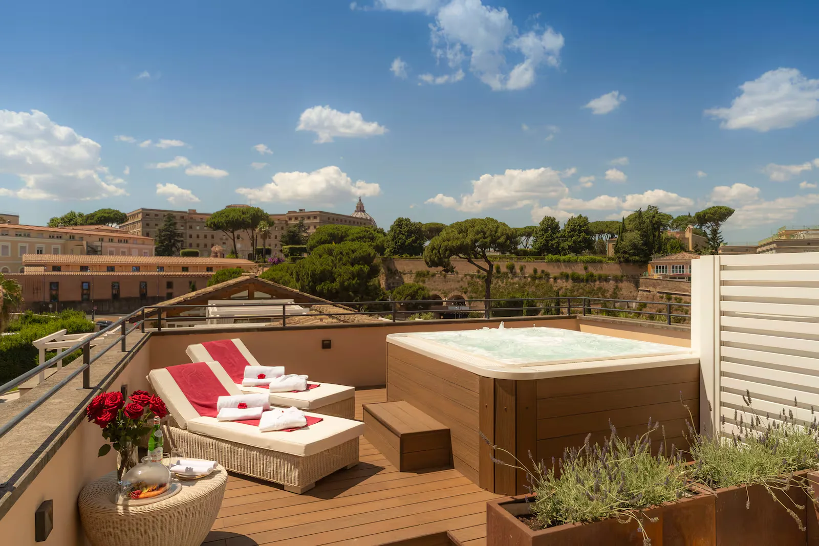 villa-agrippina-gran-melia-rome-italy-renaissance-suite-01_13367