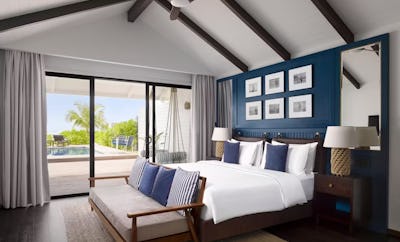 Deluxe Beach Pool Villa