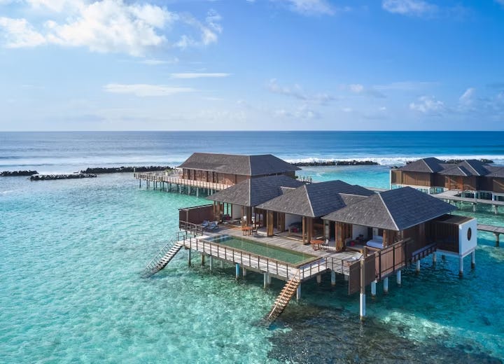 Two-bedroom Ocean Suite with Pool