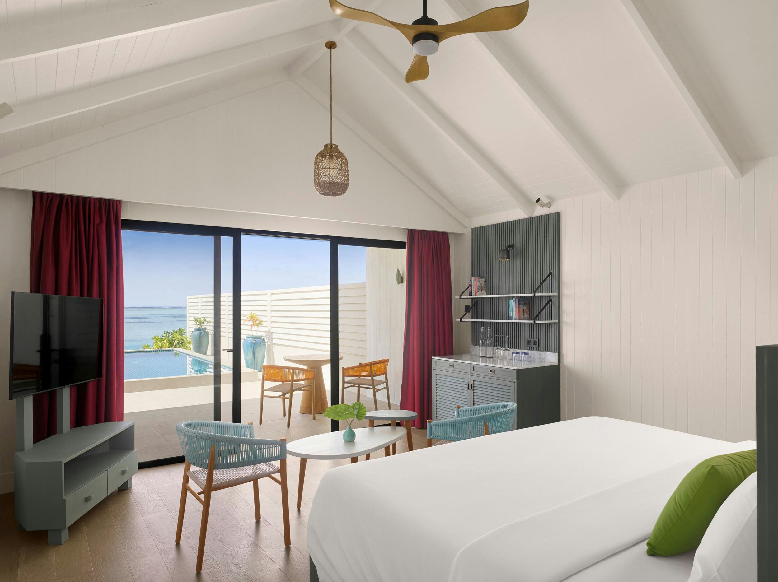 Deluxe Beach Pool Villa