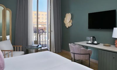 DOUBLE ROOM WITH BALCONY