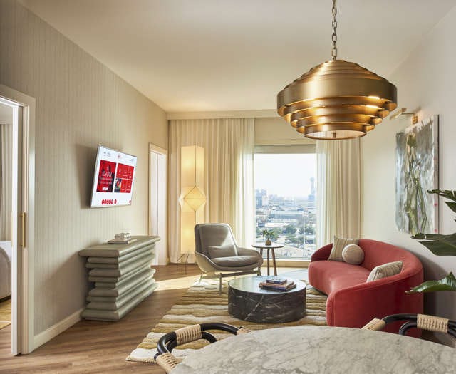 Deluxe Chamber King Suite