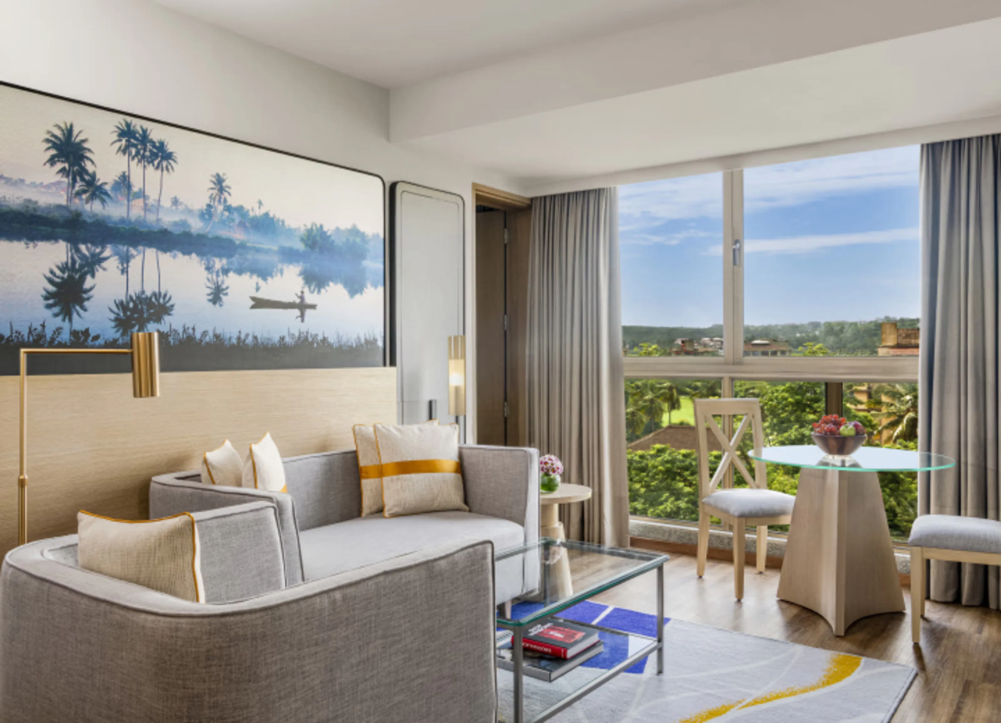 vivanta-goa-miramar-deluxe-suite-king-bed-02_13247