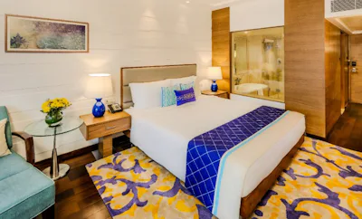 Deluxe Room City View King Bed