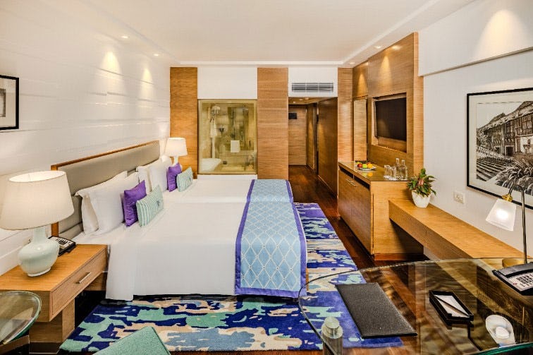 Executive Room City View Twin Bed