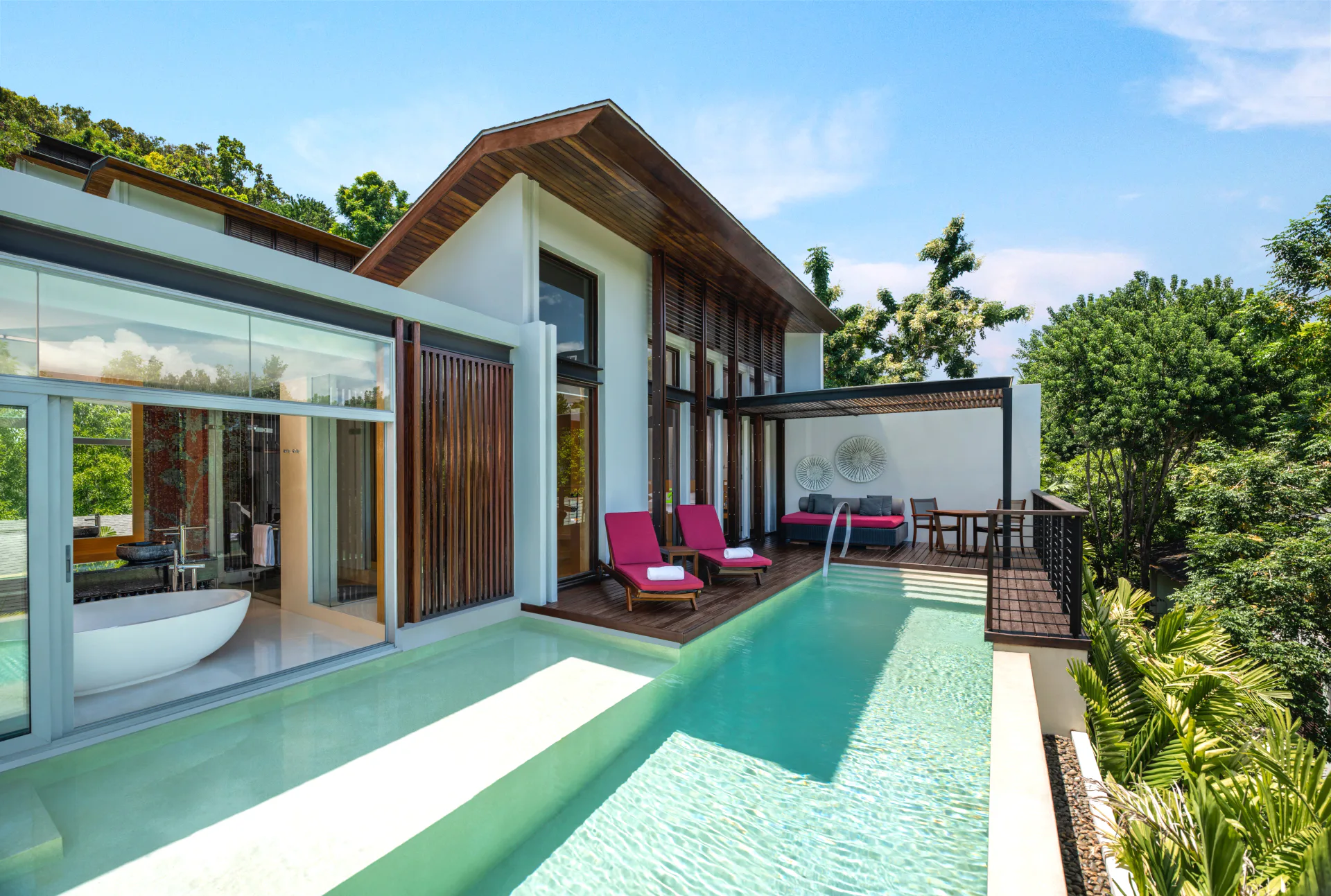 w-koh-samui-thailand-deluxe-pool-villa-02_13690