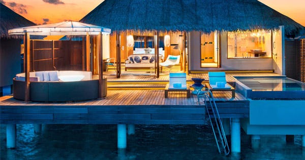 w-maldives-fabulous-overwater-villa-01_11307