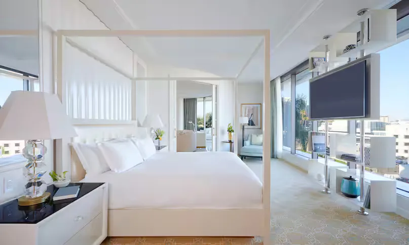 waldorf-astoria-beverly-hills-los-angeles-villa-suite-with-oversized-terrace-02_10103