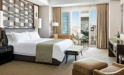 WALDORF JUNIOR SUITE: