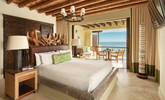 One Bedroom Ocean View Suite with Plunge Pool
