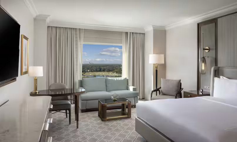 Disney Firework View - 1 King Bed