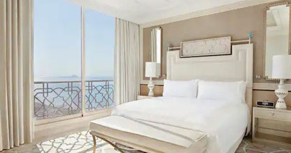 King One Bed Room Suite With Sea View