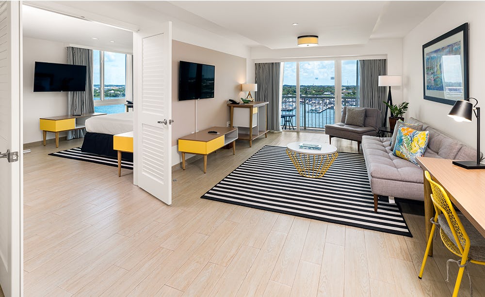 warwick-paradise-island-bahamas-one-bedroom-harbourfront-suite_3159