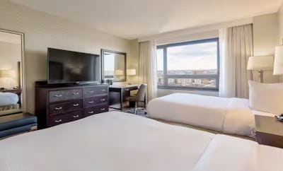 2 Double Beds Deluxe Guest Room