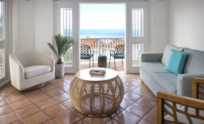 Hilltop Four Bedroom Villa With Pool