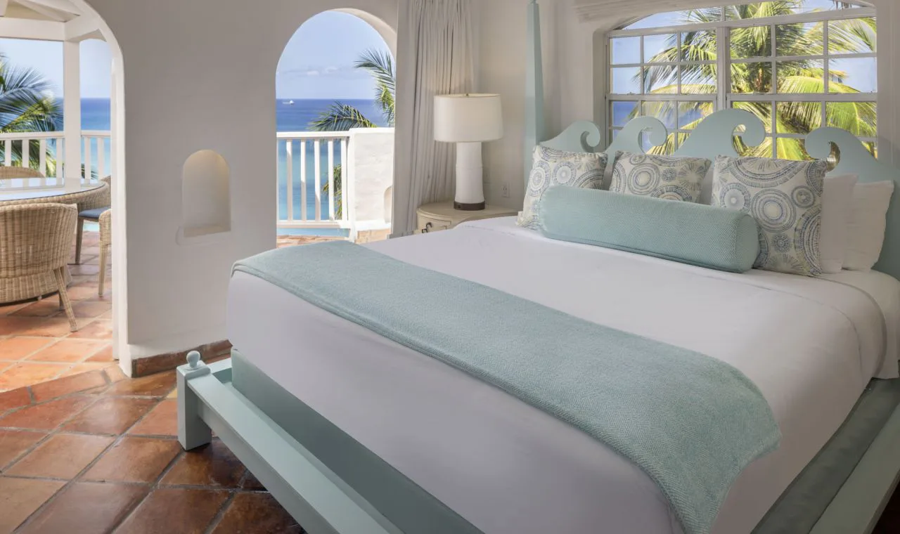 windjammer-landing-resort-and-residences-st-lucia-hilltop-three-bedroom-villa-with-pool-02_12431