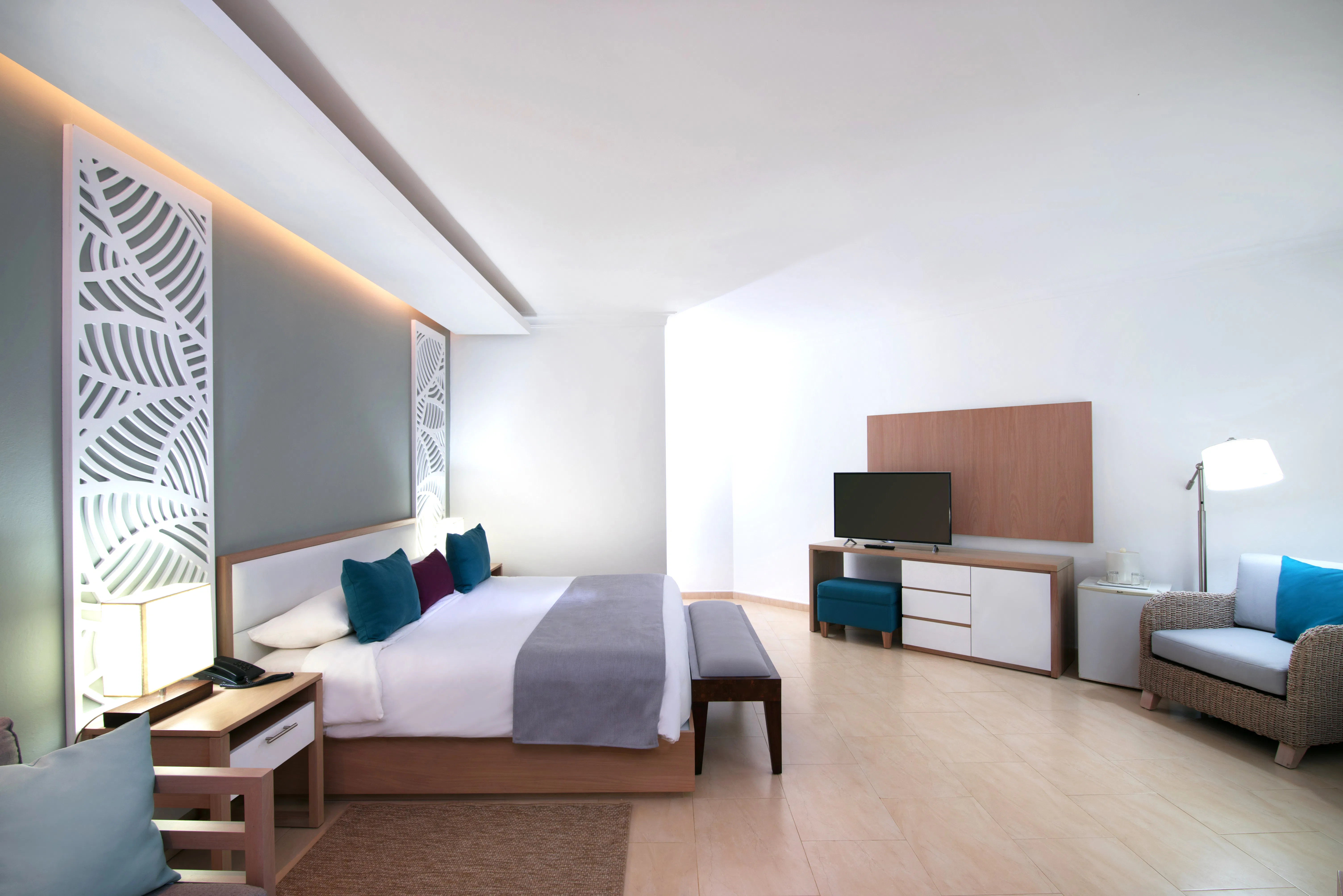 Premium Junior Suite Garden View King