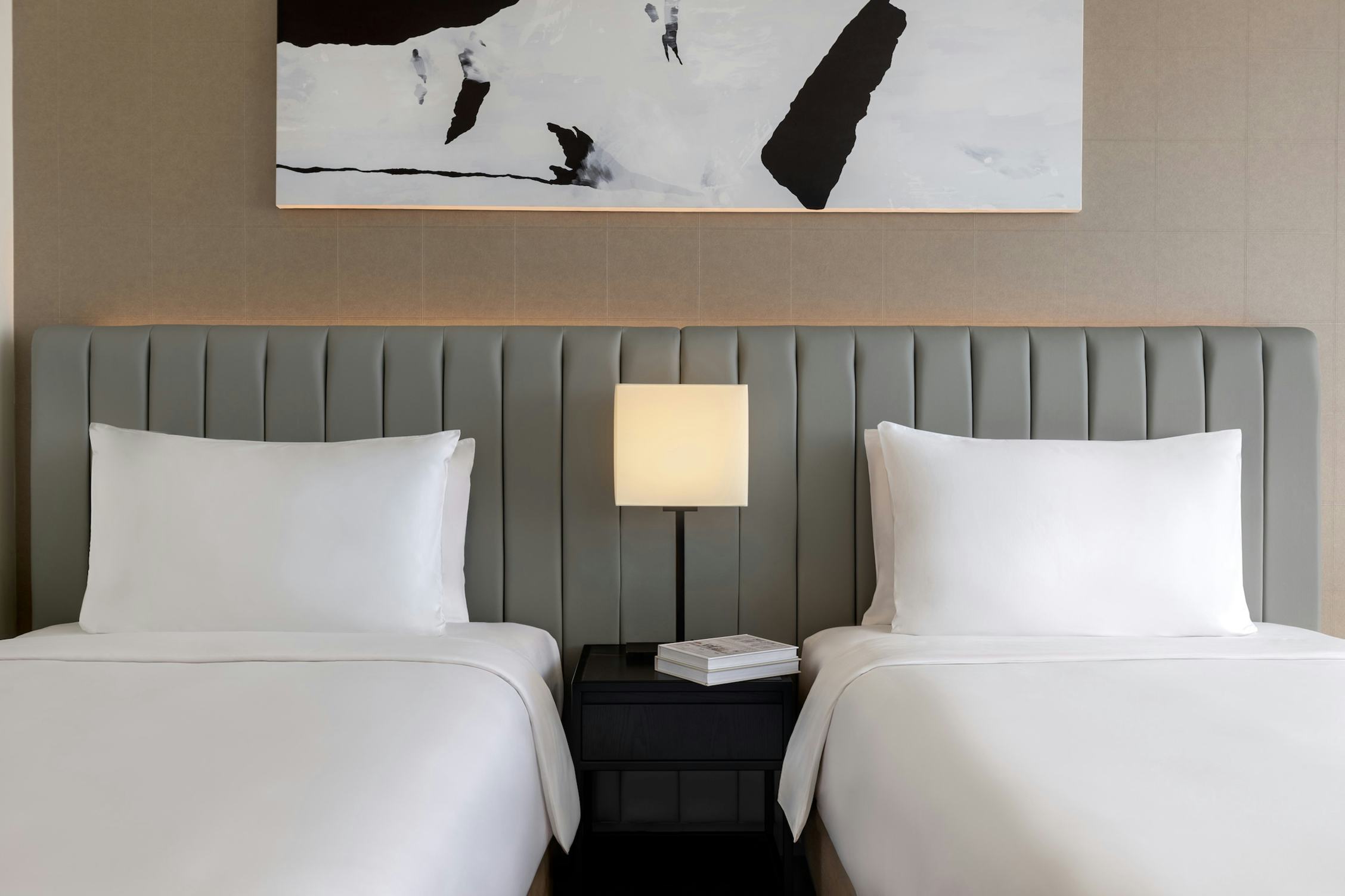 2 Bedroom Suite Plaza View Balcony