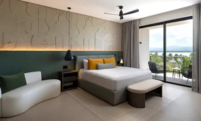 Club Azure 1 Bedroom Suite Tropical - King Bd