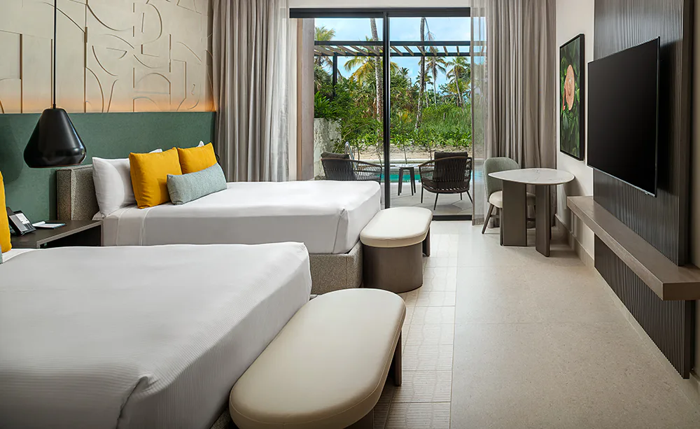 zemi-miches-punta-cana-all-inclusive-resort-curio-collection-by-hilton-club-azure-plunge-pool-tropical-view-rm-2-qn_13693